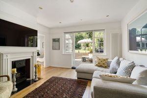 Photo 8- click for photo gallery